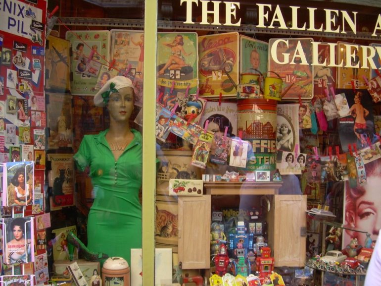 483355_329943917089855_873942050_n