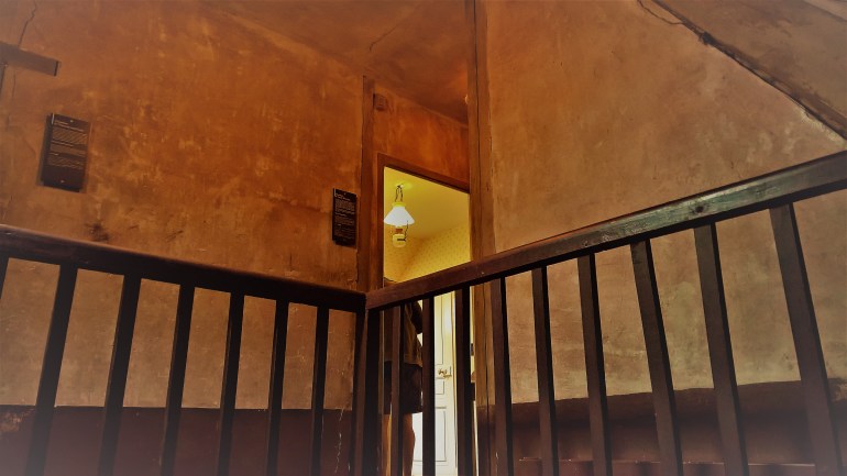 la montée d'escalier